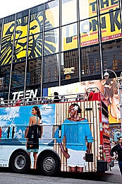 男人和雌性宠物交SSSCHD:极速伴侣革新竞速体验,人车共生系统开启赛道新纪元-2