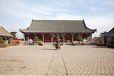 qq传媒：社交赛车时代来临，新手进阶攻略与热门游戏全解析-5