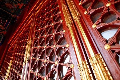 黄色软件大全2025：极速狂飙，改装征服，你的赛道传奇由此开启-3