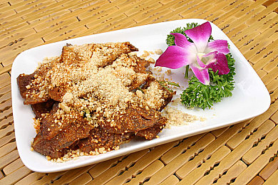 xvdevios安装包中文免费版v1.3.1安卓：沉浸式拉力体验，真实物理引擎与深度改装系统引爆掌上狂飙-3