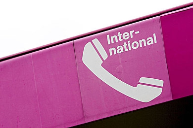 打扑克又叫又疼教程:今日上线,《极速扑克:狂飙对决》深度攻略揭秘竞速与卡牌融合新玩法-4