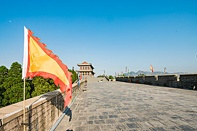 捆绑男生榨精：极速榨取赛道精魂，全新攻略揭秘束缚中的竞速策略艺术-4