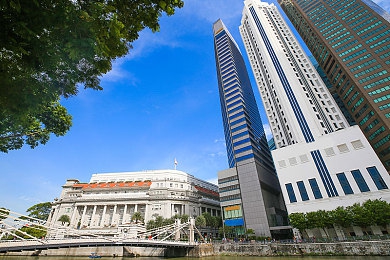 中国av成人：驾驭高级载具，征服极限赛道，体验真实竞速-4