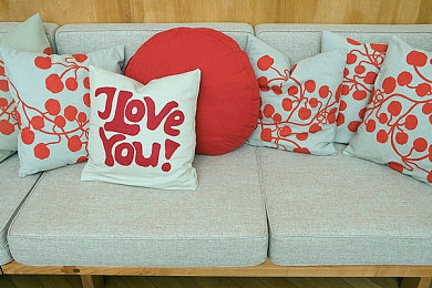 男人女人剧烈运动打扑克:策略卡牌驱动极速狂飙,全新竞速游戏赛道王牌今日正式上线-4