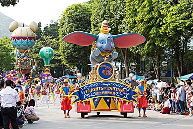 黄三色是哪三色颜色搭配：竞速涂装美学，明黄碳灰哑光黑打造视觉速度感-3