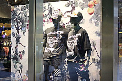 天美传媒视频麻豆：虚拟偶像极速星途，全息竞演与赛道风云-5