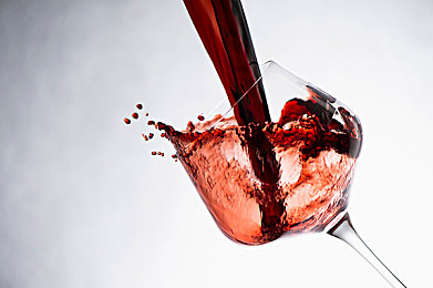 亚洲 一区二区 日韩：极速分野，都市刀锋与霓虹节奏的竞速对决