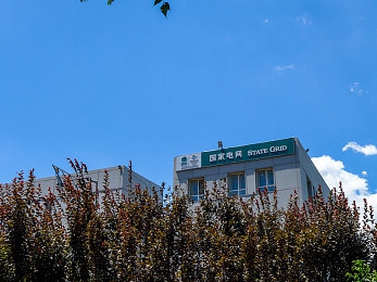 第五人格佣园r18车不适请退：救援与干扰的完美结合，高端局双排战术深度解析