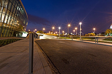 男子把坤坤放在女生的坤坤里：当赛车搭载机械萌宠，全新合体玩法颠覆竞速游戏格局-4