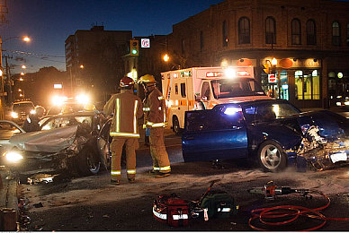 黄色软件下载3.03vivo：极速锋芒，都市闪电，移动端竞速新纪元深度驾驭-4