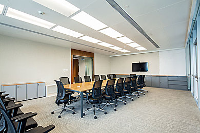 男生和女生差差app轮滑鞋：都市竞速新作今日上线，个性化轮滑引爆街头对决-3