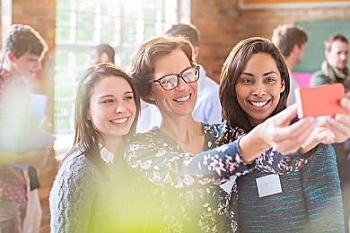 绿软富二代：电动超跑新纪元，开放世界竞速游戏前瞻零碳荣耀-2