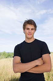 男生操男生的软件:极速对抗的艺术,赛道霸主教你成为操控大师-5