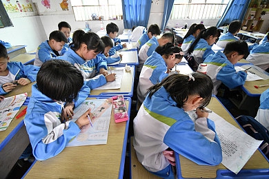 蜜桃 av：甜蜜狂飙，果酱赛道上的童话竞速之旅-2