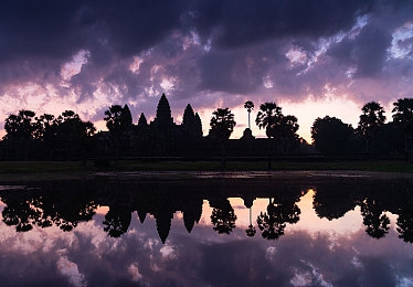 公交车上他揉我奶摸到出奶：都市能量调配师的觉醒之旅，平凡车厢中的非凡命运-4