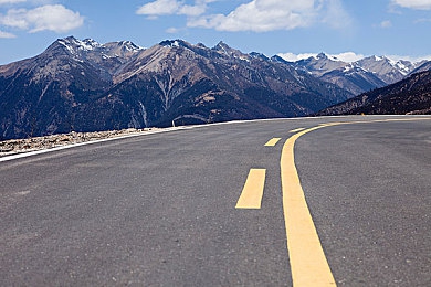 精东果冻传媒：弹性赛车新游发布，颠覆物理规则带来欢乐竞速体验-5