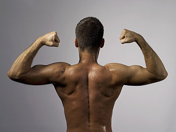 打扑克激烈运动：《狂飙牌手》今日上线，融合卡牌策略与极速赛车，带来双重竞技新体验-5