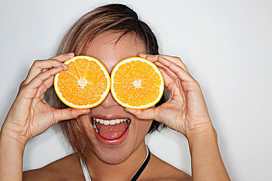 机机对机机2023手机免费下载版：免费改装竞技，驾驶钢铁猛兽开启近未来狂飙对决-4