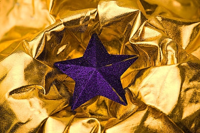 黄网站app：霓虹都市狂飙，赛博朋克赛车新作引爆极速改装热潮-4