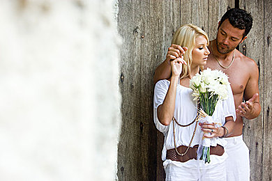 男女打扑克牌又喊又叫疼：极速赛道，策略交锋，情感迸发的卡牌竞速对决-4