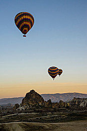 免费的黄色app：《极限竞速：地平线5》限时赛季重磅福利，金色兰博基尼免费领取攻略-5