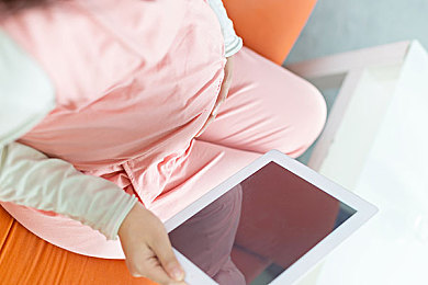 麻花天美传媒：当竞速引擎邂逅流量战场，全新跨界赛车游戏深度试玩报告-1