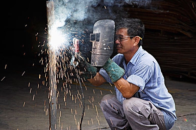 中国毛茸茸的少妇：东方幻想座驾降临，赤狐跑车开启赛博竞速新篇章-3
