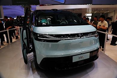 AV国产剧情：国产赛车游戏崛起，沉浸式体验本土改装文化-3