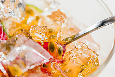 国产成人自拍电影：光影戏梦，自由导演的虚拟造像之旅-2