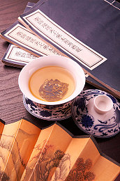 男人的香蕉插女人的桃子：竞速新作今日发售，创意插旗机制引爆赛道对决-4