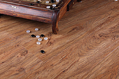 女人与公猪性交：《野性之心》全新羁绊系统引热议，深度解析驯兽师与传奇战猪的灵魂共鸣-3